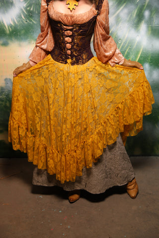 Crescent skirt w/ruffle in Gold Stretch Lace - Day 11 of 12 Days of Christmas