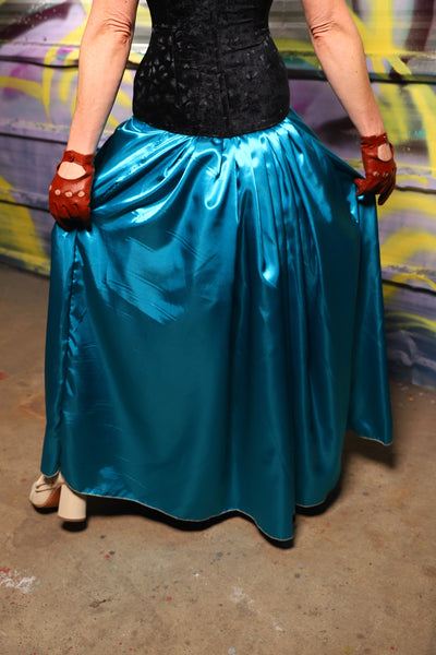 Tulip Skirt in Turquoise Satin - Day 19 of "Celebrating 22 Years of Damsel"