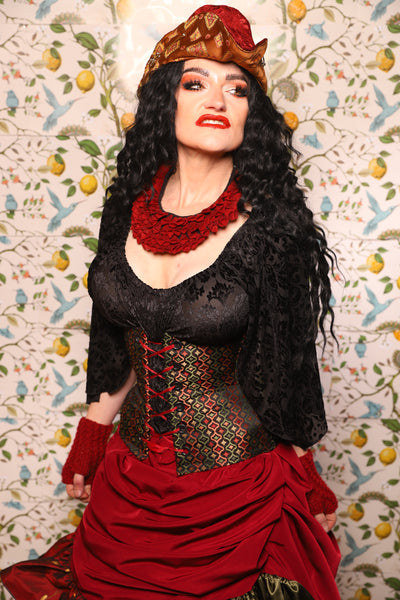 Petite Wench in Troubadour Jacquard - The Wandering Minstrel Collection