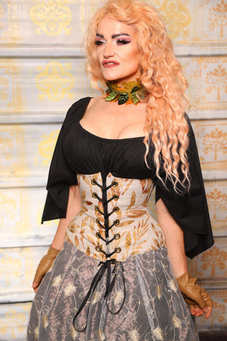 Petite Wench Cream & Golden Leaves - Day 1 of 13 Days of Halloween