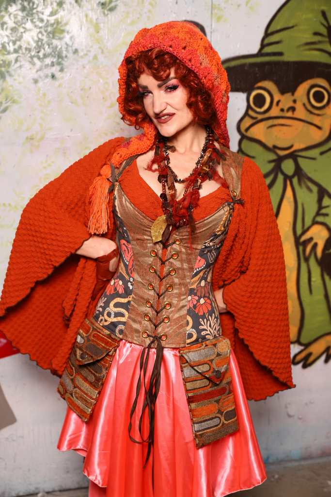 Courtier in Toffee Swirl w/ Omens & Oddities Front Panels - Spooky Saturday Part 3