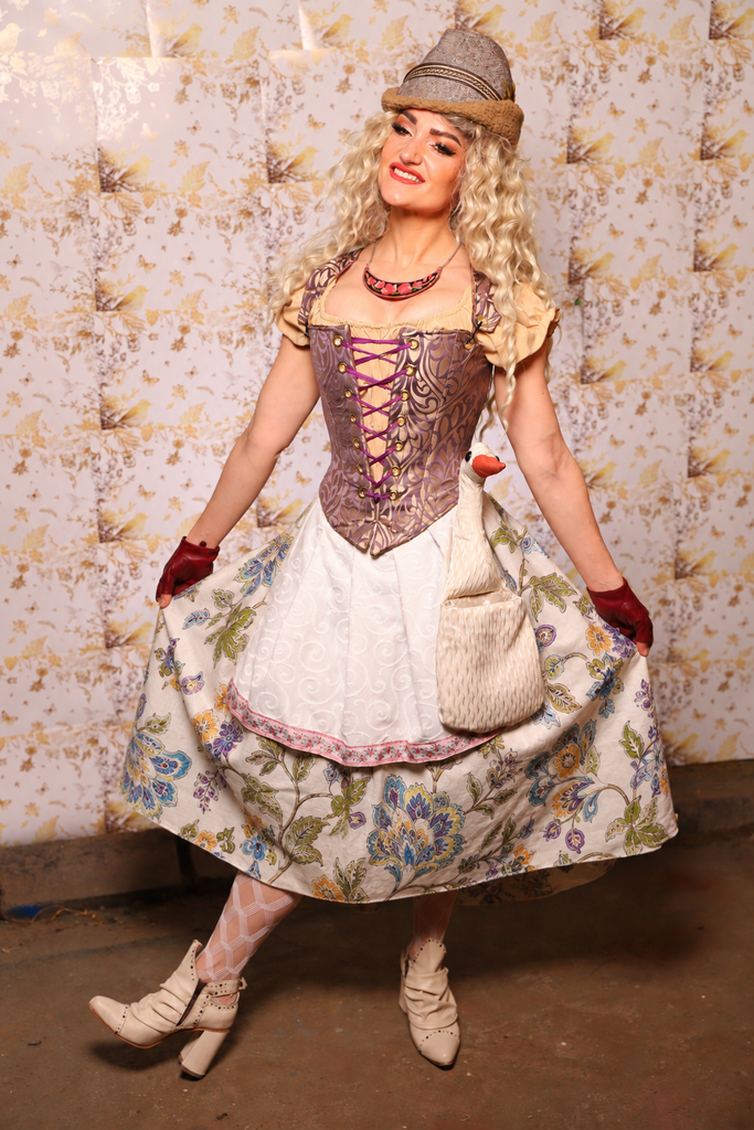 07. Oktoberfest Set #7: Elizabethan Corset + Hobbit Tulip Skirt + Apron *blouse sold separately* - Oktoberfest Sets Collection
