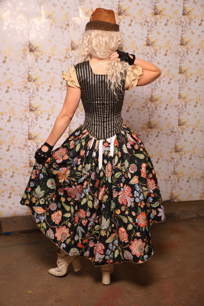 14. Oktoberfest Set #14: Elizabethan Corset + Hobbit Tulip Skirt + Apron *blouse sold separately* - Oktoberfest Sets Collection