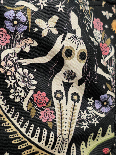 *FREE SKIRT INCLUDED! *Petite Wench in Pitch Black Medallion w/Enchanted Oracle Panels *FREE SKIRT* - Spooky Saturday Part 2
